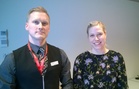 Vaakunan hotellipäällikkö Mikko Hämäläinen ja KoLen puheenjohtaja Henni Seppälä allekirjoittivat yhteistyösopimuksen 21.3.2017